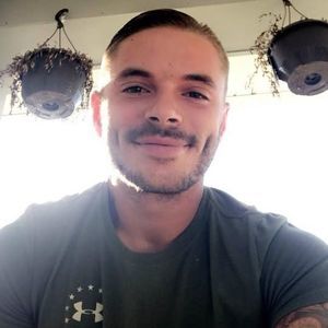 Meet your Posher, Corey